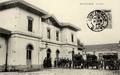 MONTELIMAR (Drôme) - La cour de la Gare - Editeur : Chapuis, papetier.