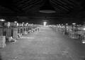 834318, Interieur van de goederenloods van Van Gend & Loos bij het N.S.-station Nijmegen., Schaik, W.P.F.M. van (Nederlandse Spoorwegen), fotograaf