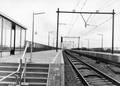 153213, Gezicht op de perrons van het N.S.-station Rotterdam Alexander te Rotterdam., Nederlandse Spoorwegen, fotograaf
