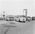 150034, Gezicht op het autobusstation bij het N.S.-station Almelo te Almelo., Nederlandse Spoorwegen, fotograaf
