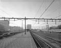 812438, Gezicht op het 3e perron van het Centraal Station (N.S.-station Utrecht C.S.) te Utrecht., Fotodienst GAU, fotograaf