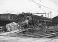 824340, Afbeelding van het storten van beton voor de nieuwe perrontunnel van het Centraal Station te Utrecht., Moesman, F.A. (Nederlandse Spoorwegen), fotograaf