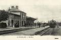 SAINT-POURCAIN (Allier) - La gare et le train.