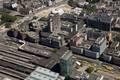 802279, Luchtfoto van het kantoor- en winkelcentrum Hoog Catharijne te Utrecht, uit het zuidwesten met op de voorgrond het Centraal Station., Het Utrechts Archief, fotograaf