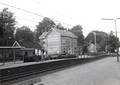 150848, Gezicht op de perronzijde van het N.S.-station Wolfheze te Wolfheze., Nederlandse Spoorwegen, fotograaf