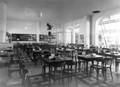 166113, Interieur van het N.S.-station Utrecht C.S. te Utrecht: wachtkamer 3e klasse., Nederlandse Spoorwegen, fotograaf