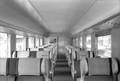 849593, Interieur van een electrisch RAe TEE II-treinstel (meersysteemtreinstel) van de S.B.B. langs het perron van het N.S.-station Amsterdam C.S. te Amsterdam., Nederlandse Spoorwegen, fotograaf