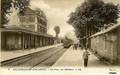 VILLEFRANCHE-SUR-SAONE (Rhône) - La Gare, vue intérieure et le Train - Editeur : LL n°2.