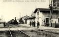 SAINT-SEURIN sur L'ISLE (Gironde) - La gare - Arrivée du train de Bordeaux.