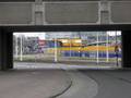 905809, Gezicht door de onderdoorgang op het Daalseplein te Utrecht op het Smakkelaarsveld en de werkzaamheden aan de noordzijde van het Centraal Station op het Stationsplein., Goosen, D.C., fotograaf