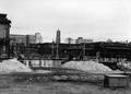 154424, Gezicht op de gedeeltelijk gesloopte perronkappen van het N.S.-station Utrecht C.S. te Utrecht ten behoeve van de bouw van de Traverse over het station., Nederlandse Spoorwegen, fotograaf