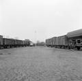 856725, Gezicht op de laad- en losplaats van het N.S.-station Terborg te Terborg., Nederlandse Spoorwegen, fotograaf
