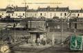 100 - TOURS - Poste d'aiguilleurs à l'entrée de la gare (train).