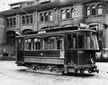 814446, Afbeelding van de electrische tram (motorwagen) nr. 7 van het G.E.T.U. (eenmanswagen voor de ringlijn station-gasfabriek-Maliebaan-station) bij de remise aan de Nicolaas Beetsstraat te Utrecht., Onbekend