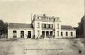 LA ROCHEFOUCAULD (Charente) - La cour de la gare.