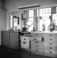 166134, Interieur van het N.S.-station Klimmen-Ransdaal: plaatskaartenkantoor., Nederlandse Spoorwegen, fotograaf