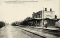 (6902) - MARGAUX (Gironde-Médoc) - La Gare - Arrivée du train de Soulac-sur-Mer.