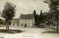 MENNECY - La cour de la gare.
