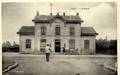 LUZY (Nièvre) - La cour de la Gare.