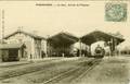 MARMANDE (Lot et Garonne) - La gare - Arrivée de l'Express - Editeur : Brune, librairie-papeterie.