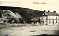 DEVILLE (Ardennes) - La cour de la gare.