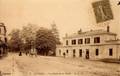 3 - AUVERS (S. et O.) - La gare et la place - Editeur : C.L.C.