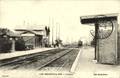 LES ESSARTS le ROI (Seine et Oise) - Vue intérieure de la gare - Editeur : Bretechoux.