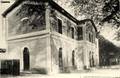 4 - COURTHEZON (Vaucluse) - La cour de la gare.