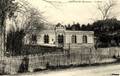MONTSURS (Mayenne) - La cour de la Gare.