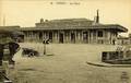 41 - POISSY (Seine et Oise) - La cour de la gare - Editeur : L'Abeille à Paris.