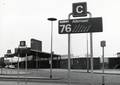 171221, Gezicht op het autobusstation bij het N.S.-station Beverwijk., Nederlandse Spoorwegen, fotograaf