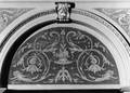 156737, Afbeelding van een wandschildering in het trappenhuis van het Koninklijk paviljoen van het N.S.-station Den Haag H.S. te Den Haag., Nederlandse Spoorwegen, fotograaf