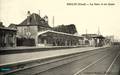 SECLIN (Nord) - La (nouvelle) gare et les quais.