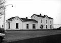 150016, Gezicht op het  N.S.-station te Akkrum., Nederlandse Spoorwegen, fotograaf
