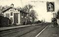 Cet article présente une série de cartes postales anciennes de Arbanats, dans la Gironde (33).