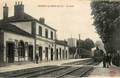 NOGENT sur SEINE (Aube) - La Gare - Arrivée d'un train.