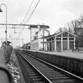 153060, Gezicht op de perronzijde van het N.S.-station Brummen te Brummen., Nederlandse Spoorwegen, fotograaf