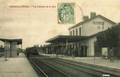 VERNEUIL L'ETANG (Seine et Marne) - Vue intérieure de la gare - Arrivée d'un train - Editeur : Gruot à Crécy.