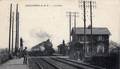 COIGNIERES (S. et O.) - La Gare et le Train.