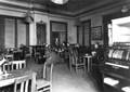 166088, Interieur van het N.S.-station Venlo te Venlo: wachtkamer 2e klasse., Nederlandse Spoorwegen, fotograaf