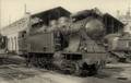 La machine-tender n°5476 stationne devant la marquise de la gare de CLERMONT-FERRAND (Puy-de-Dôme) - Editeur : H.M.P. n°1423.
