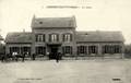 VILLERS-BRETONNEUX (Somme) - La cour de l'ancienne gare - Editeur : L.Caron, photographe à Amiens n°5.