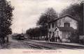BOIGNEVILLE (S. et O.) - La Gare, arrivée du train.