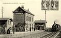 Voici une série de cartes postales anciennes de la commune de Courcelles-le-Comte.

COURCELLES-le-COMTE (P.-de-C.) - La Gare et le Train - Edition : Bétrancourt à Bapaume.