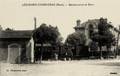 LEZIGNAN-CORBIERES (Aude) - La gendarmerie et la gare des tramways - Editeur : T.Pampinaud, photographe.