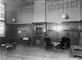 166114, Interieur van het N.S.-station Amsterdam Weesperpoort te Amsterdam: wachtkamer 1e en 2e klasse., Nederlandse Spoorwegen, fotograaf