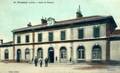 10 - FIRMINY (Loire) - La cour de la Gare.