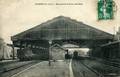 ETAMPES (S.-et-O.) - Les trains et la marquise de la gare (côté Sud) - Editeur : G.G.