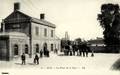 16 - RUE (Somme) - La place de la gare - Editeur : LL.