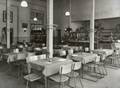 166109, Interieur van het N.S.-station Arnhem te Arnhem: restauratie., Nederlandse Spoorwegen, fotograaf